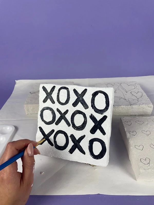 Cute Valentine’s Canvases - CelluClay